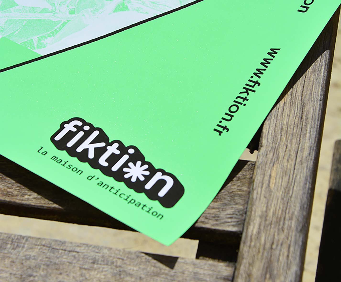 création identité visuelle et support de communication | Studio de création graphique & Atelier d'exploration - Graphiste à Marseille